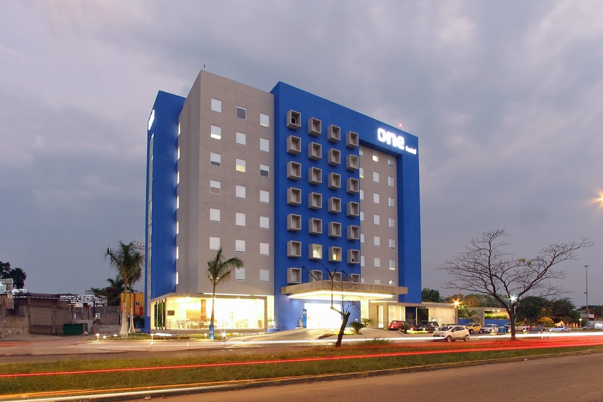 one Villahermosa 2000