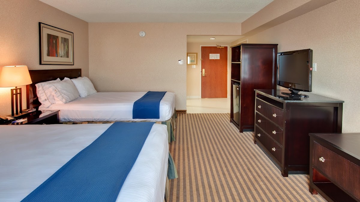 Holiday Inn Express & Suites Newmarket, an IHG Hotel photo 2