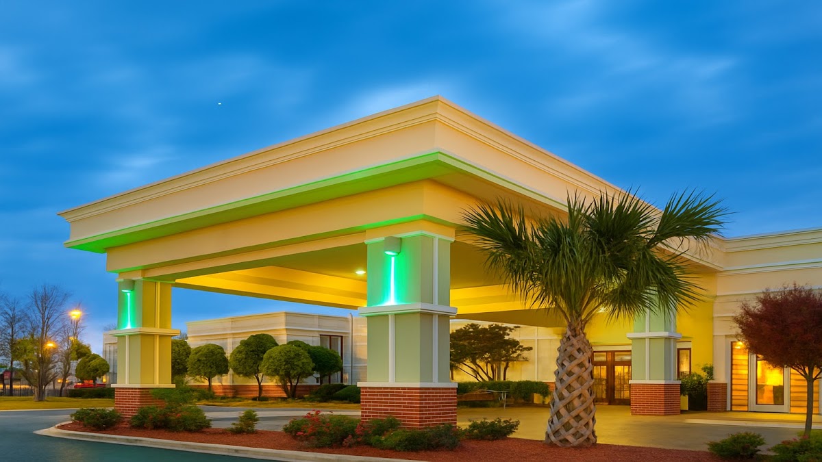 Holiday Inn Lumberton North - I-95 by IHG