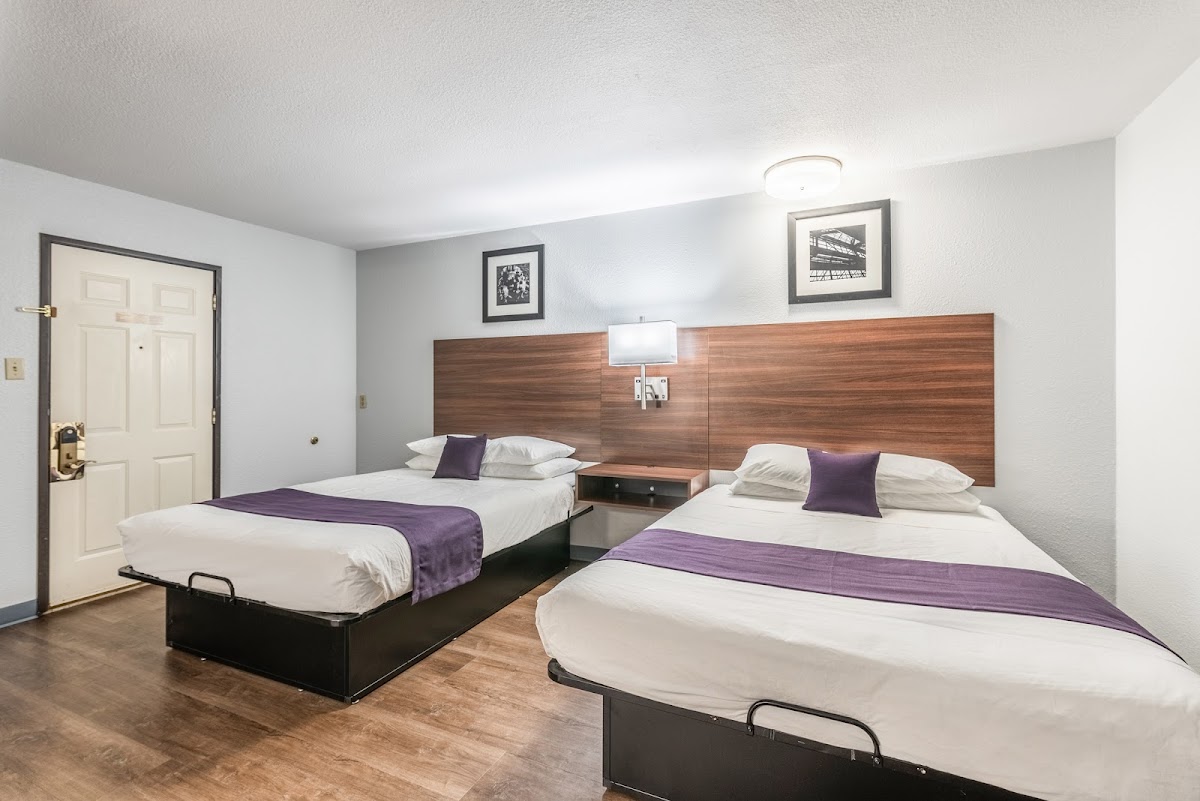 Americas Best Value Inn Searcy photo 2