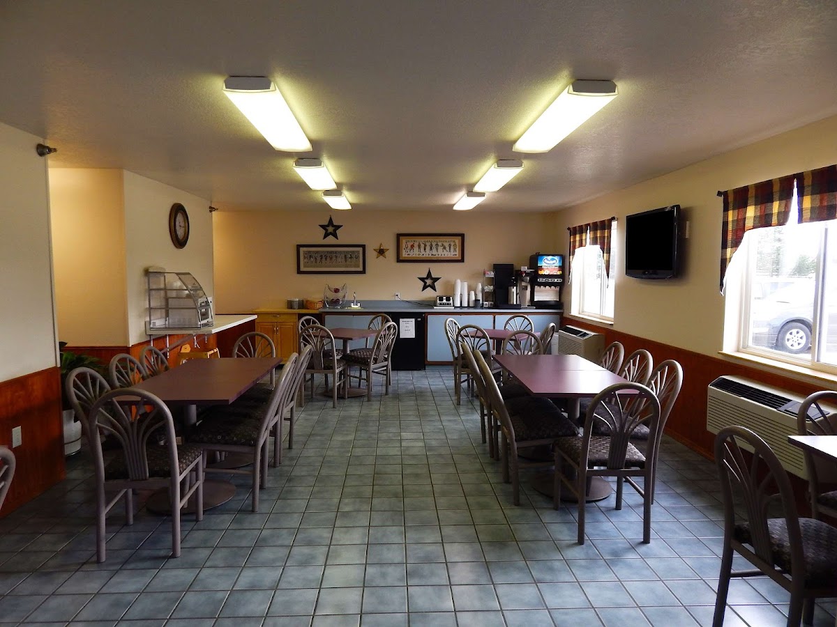 Americas Best Value Inn Sault Ste. Marie photo 3