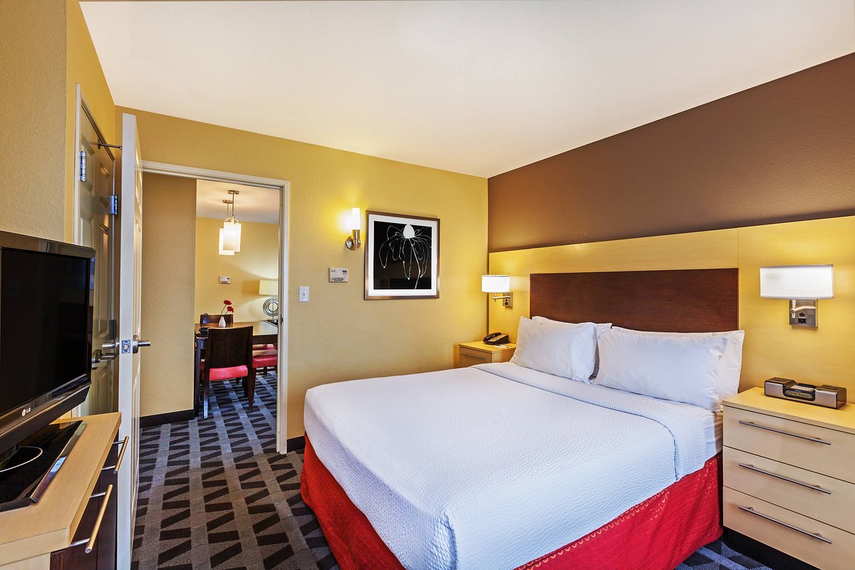 TownePlace Suites by Marriott Tulsa Broken Arrow photo 2