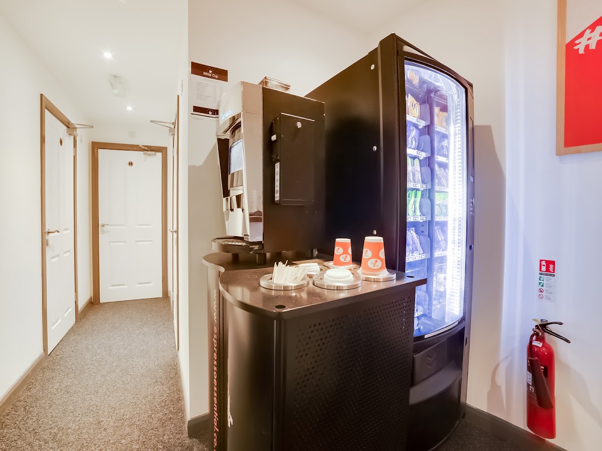 Snooze Hotel photo 3