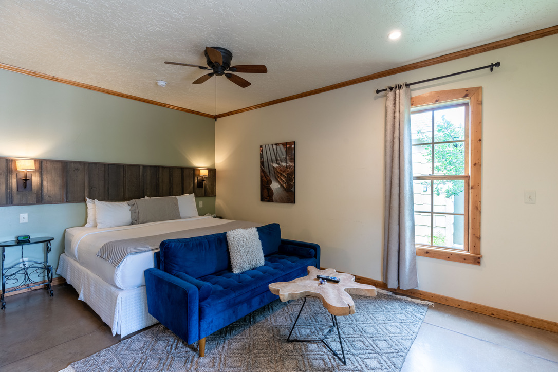Stay Fredericksburg - Wine Country Cottages photo 2