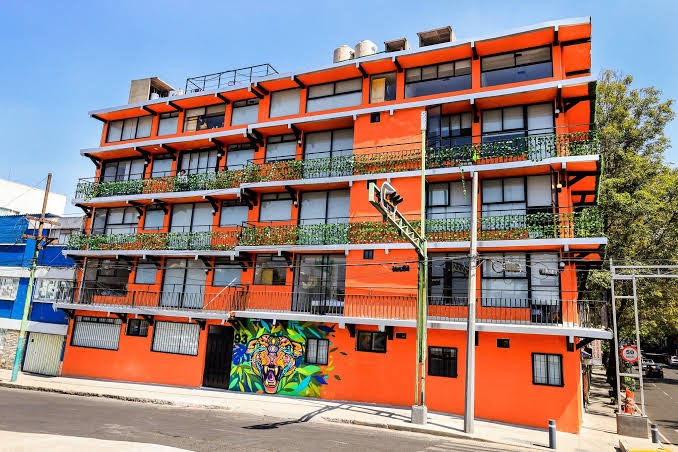 Colmena Suites