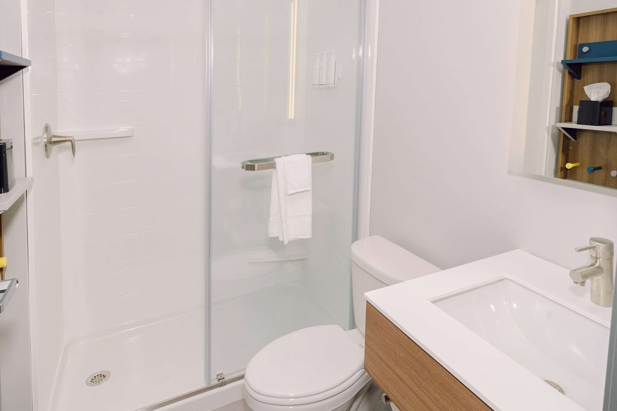 Microtel Inn & Suites by Wyndham Newark NY photo 3