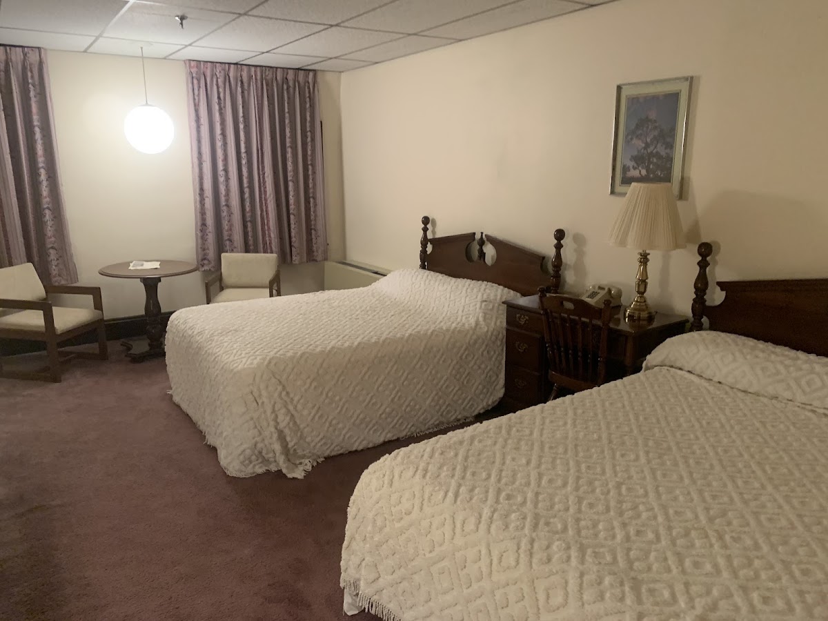 Old National Hotel photo 2