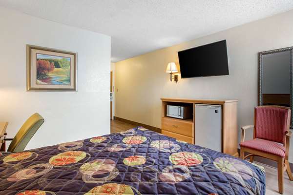 Rodeway Inn Asheville photo 2