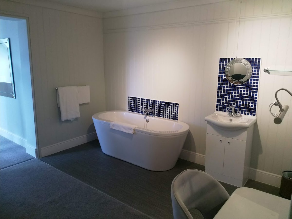 Bay Hotel photo 3