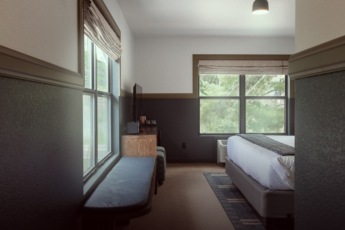 The Ozarker Lodge photo 2