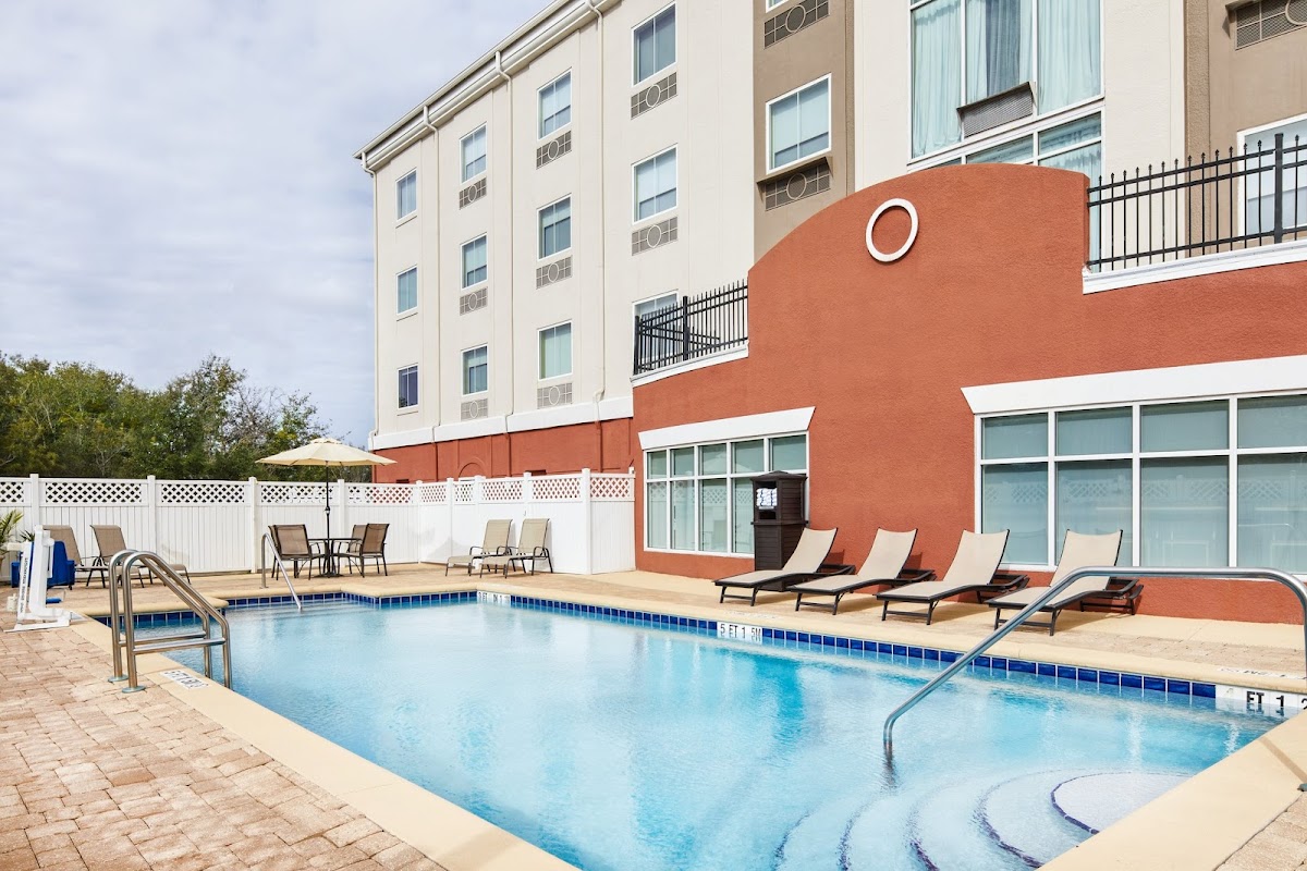 Holiday Inn Express & Suites Palatka Northwest by IHG