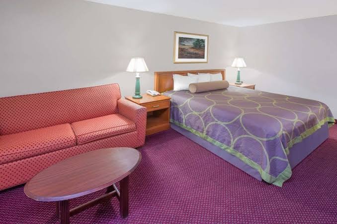 Super 8 By Wyndham Biloxi photo 3