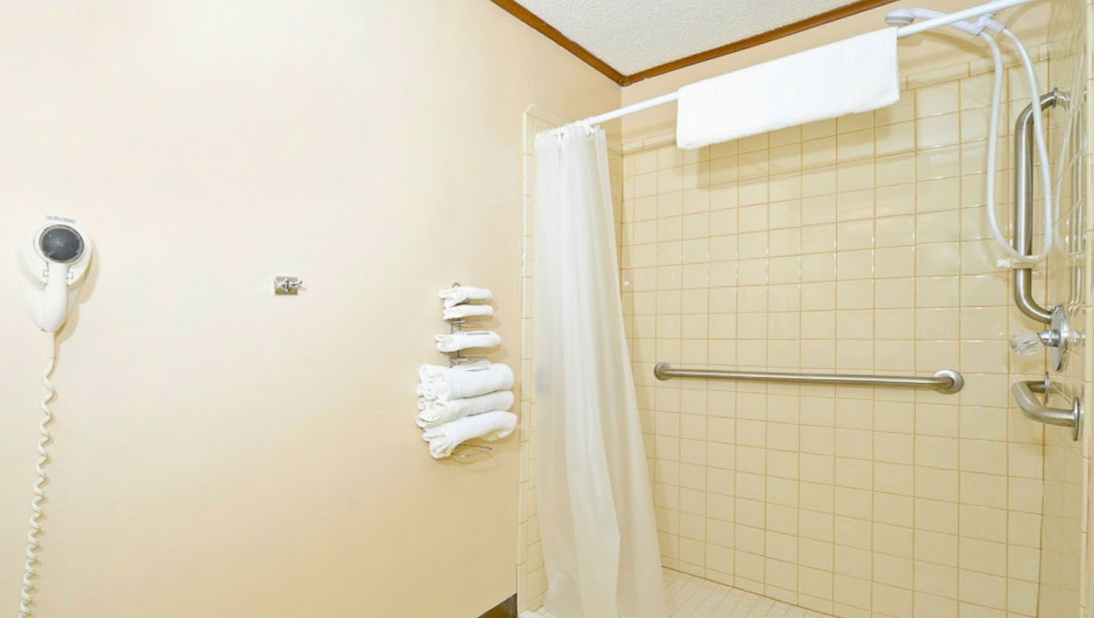 M Star Hotel Covington photo 3