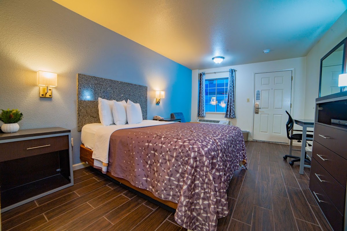 Turlock Inn photo 2