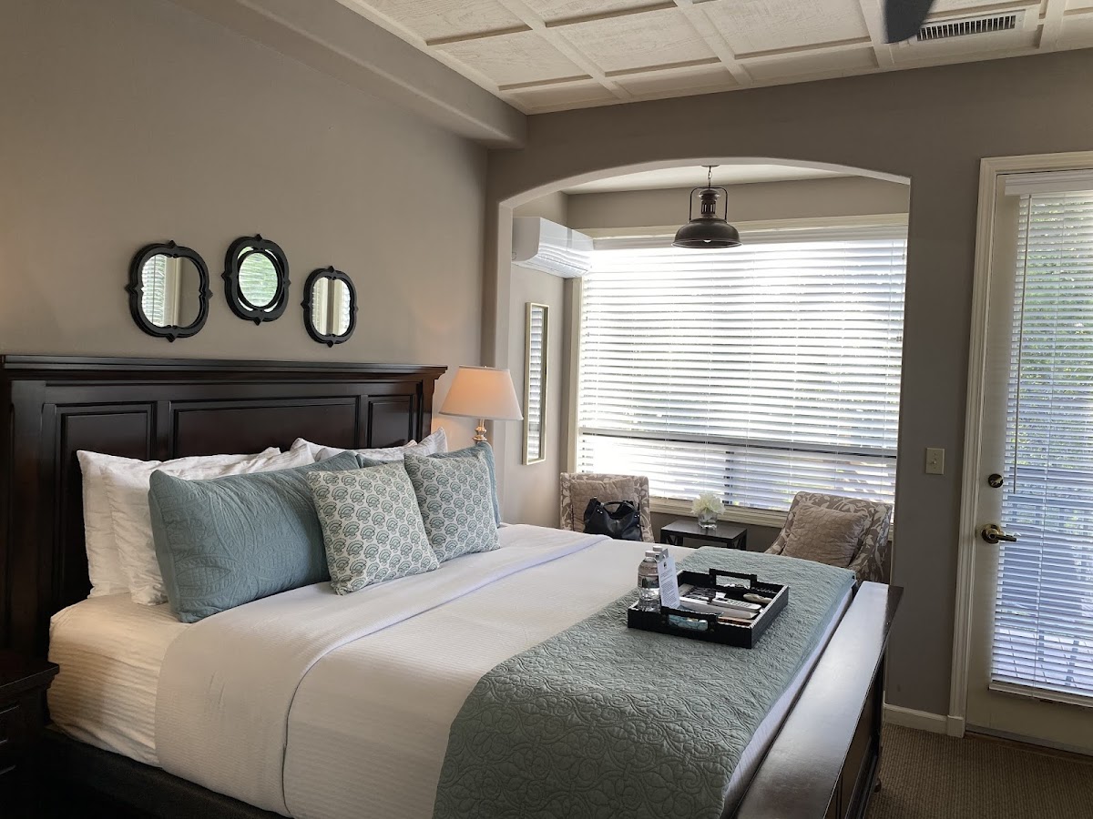 Inn Above Oak Creek