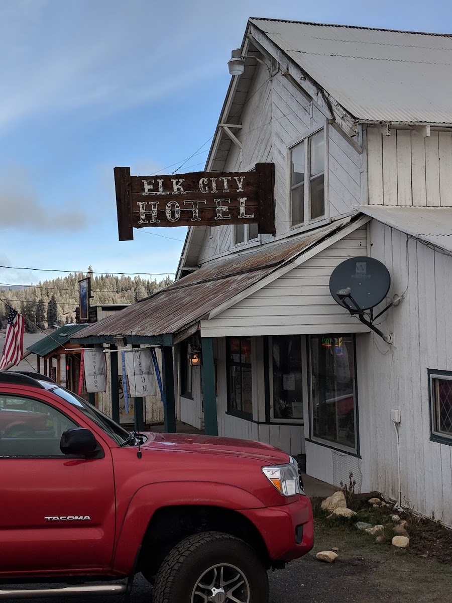Elk City Hotel & Gift Shop Llc photo 3