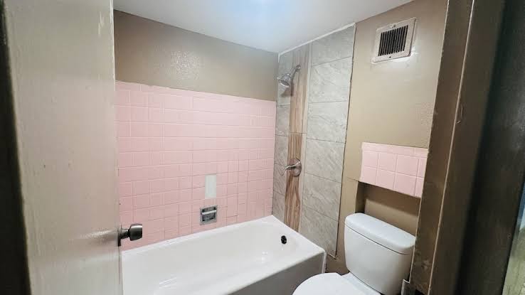 Hallmark Inn Fort Wayne photo 3