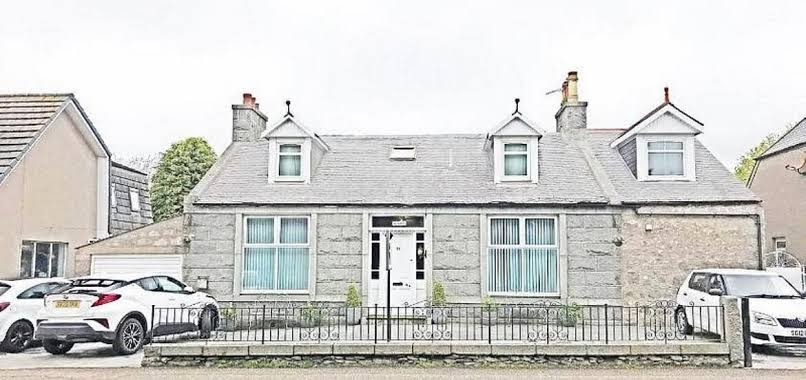 Broomlea Guest House
