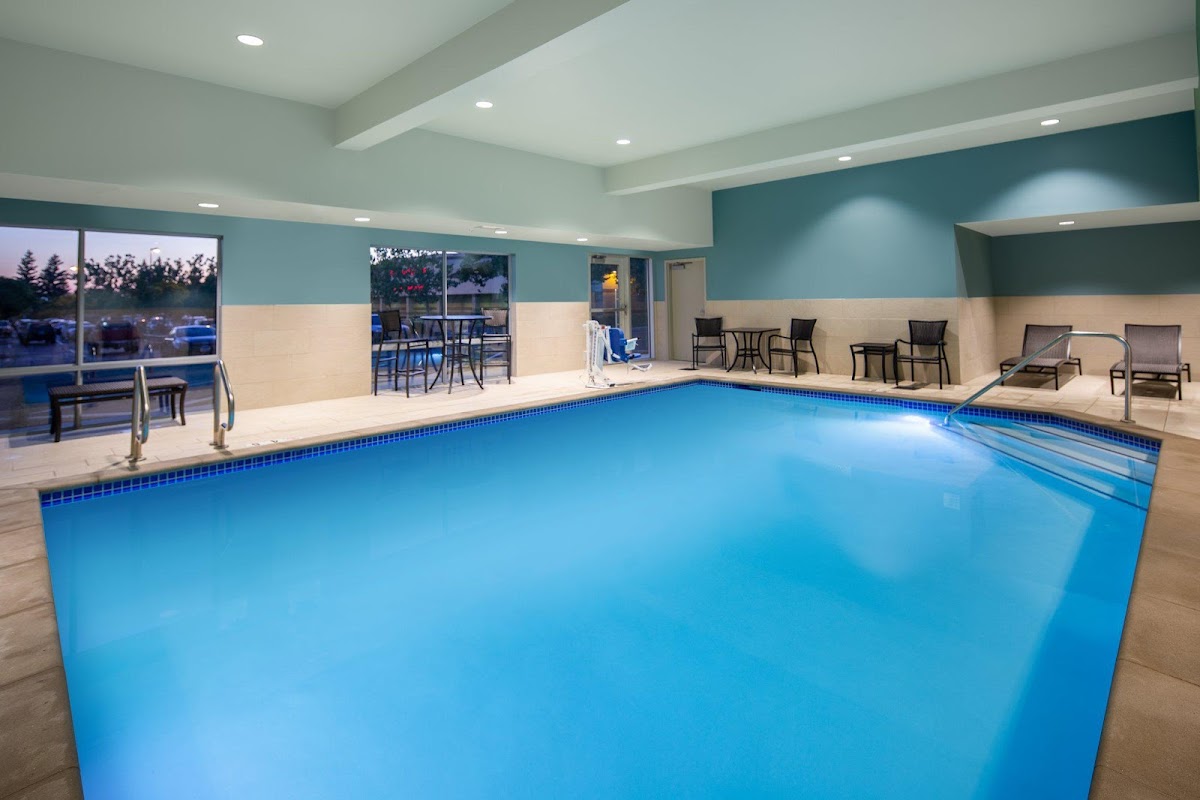 Holiday Inn Express & Suites Chico by IHG photo 3