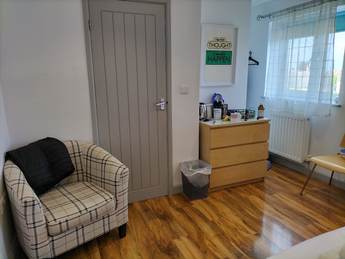 B Simply Rooms photo 3