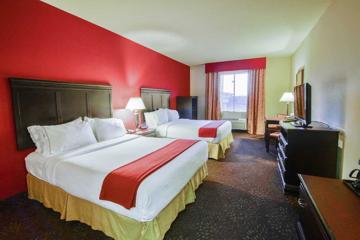 Holiday Inn Express & Suites Terrell by IHG photo 2