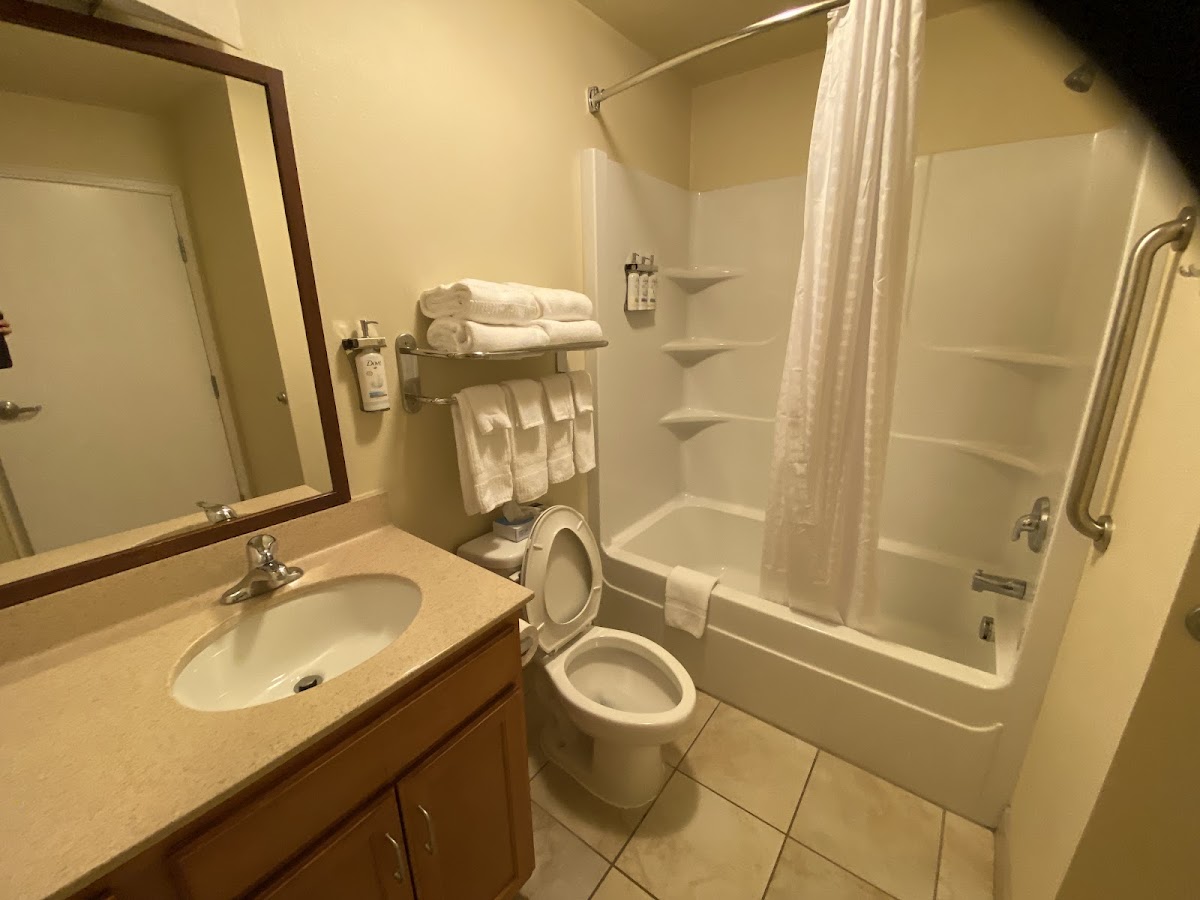 Candlewood Suites Springfield North, an IHG Hotel photo 3
