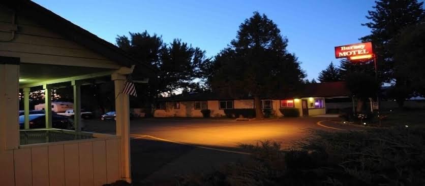 The Burney Motel photo 3