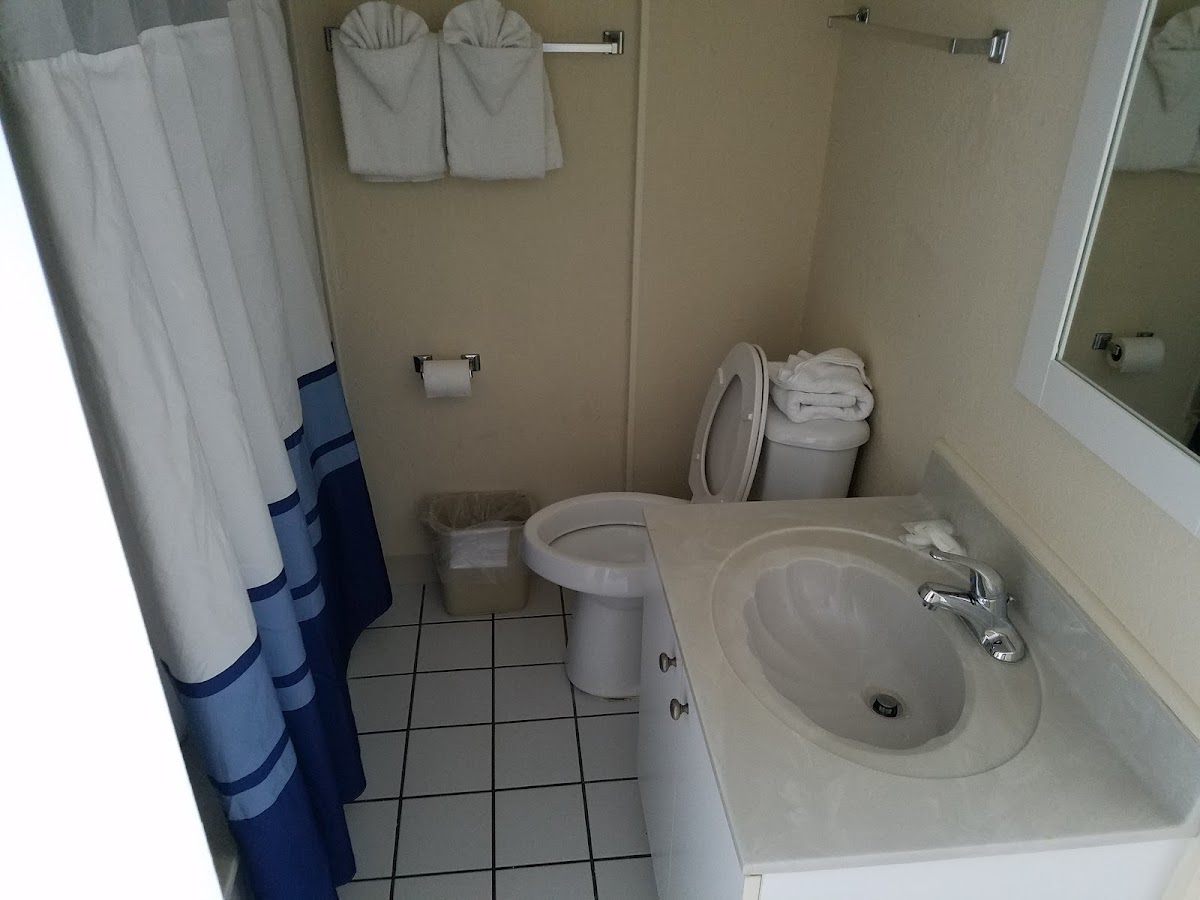 Yachtsman Resort photo 2