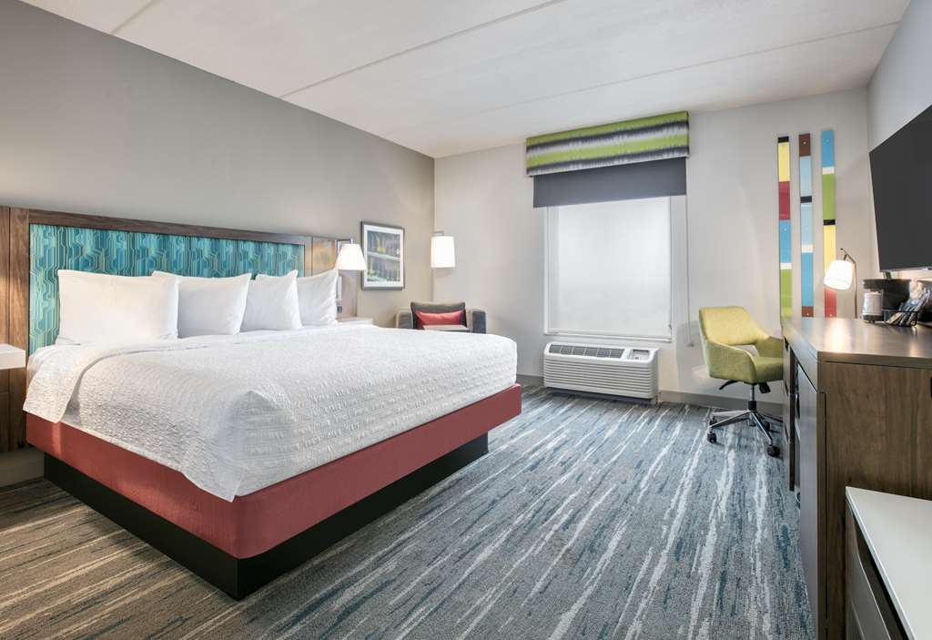 Hampton Inn & Suites-Dallas Allen photo 2