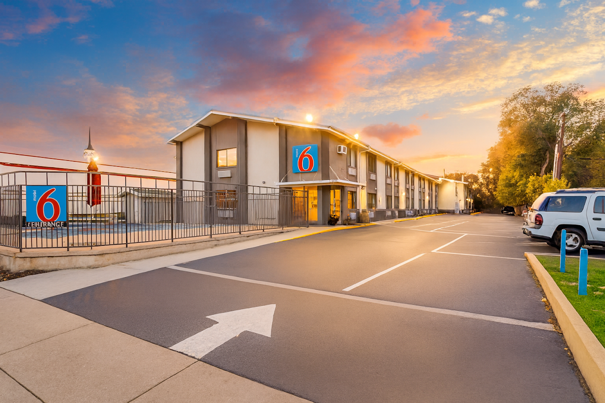 Motel 6 Ogden, UT- Downtown