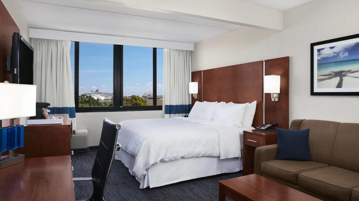 Four Points by Sheraton Fort Lauderdale Airport/Cruise Port photo 2