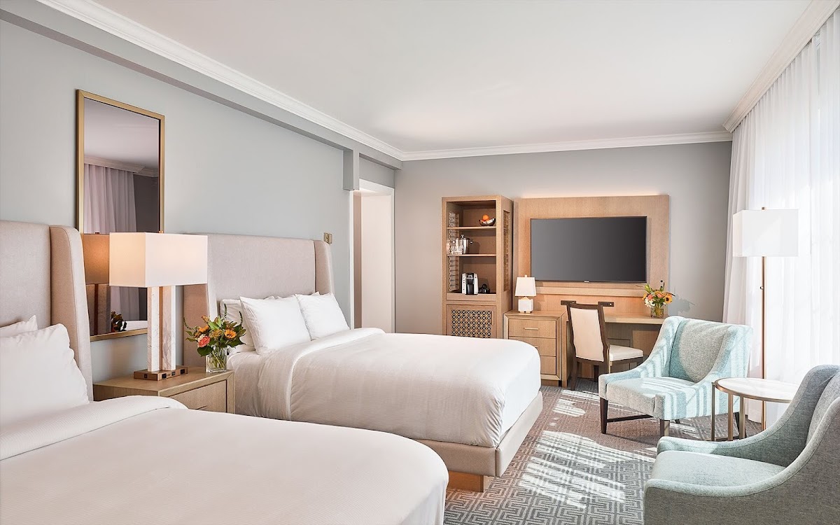 Seaview Hotel, a Dolce by Wyndham photo 2
