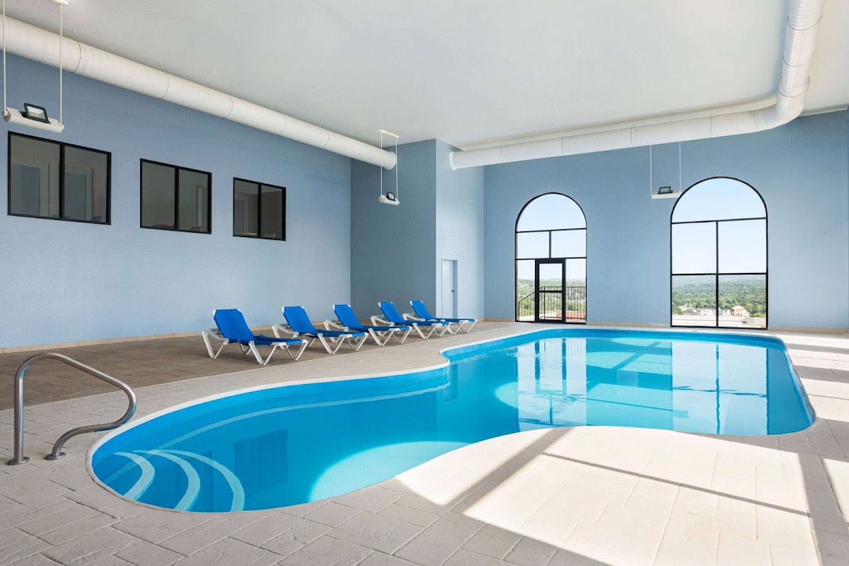 AmericInn by Wyndham Branson & Conference Center photo 3