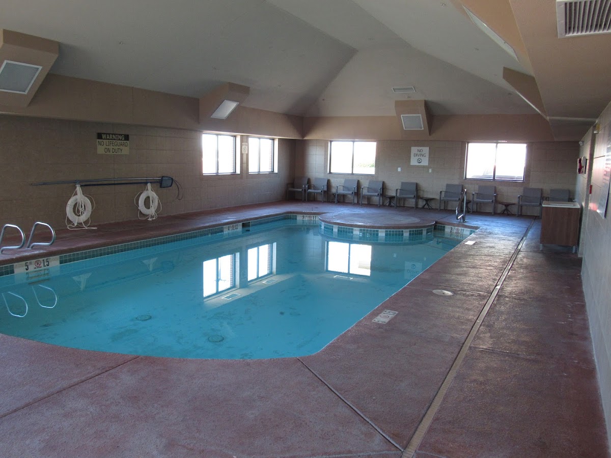 Holiday Inn Express & Suites Lincoln South by IHG photo 3