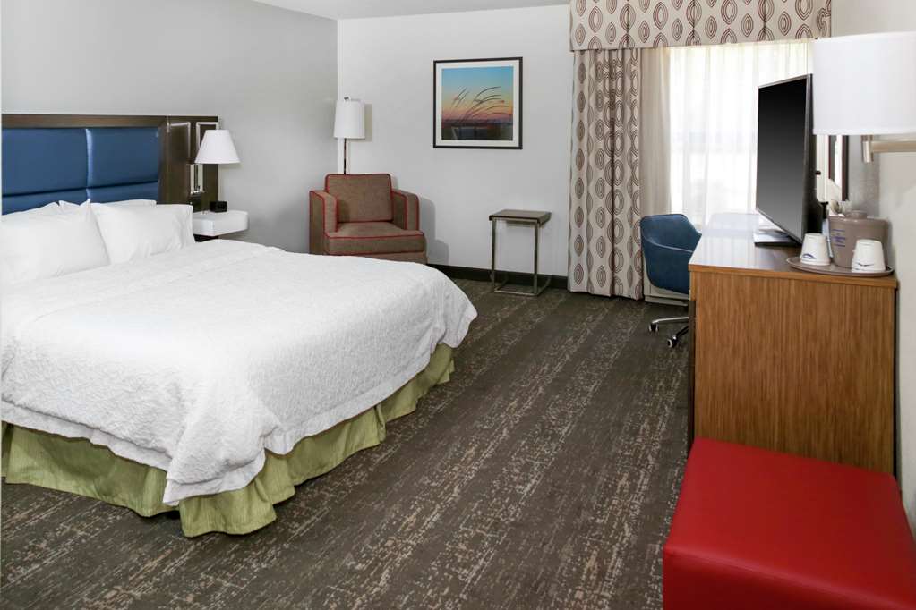 Hampton Inn Portage photo 2