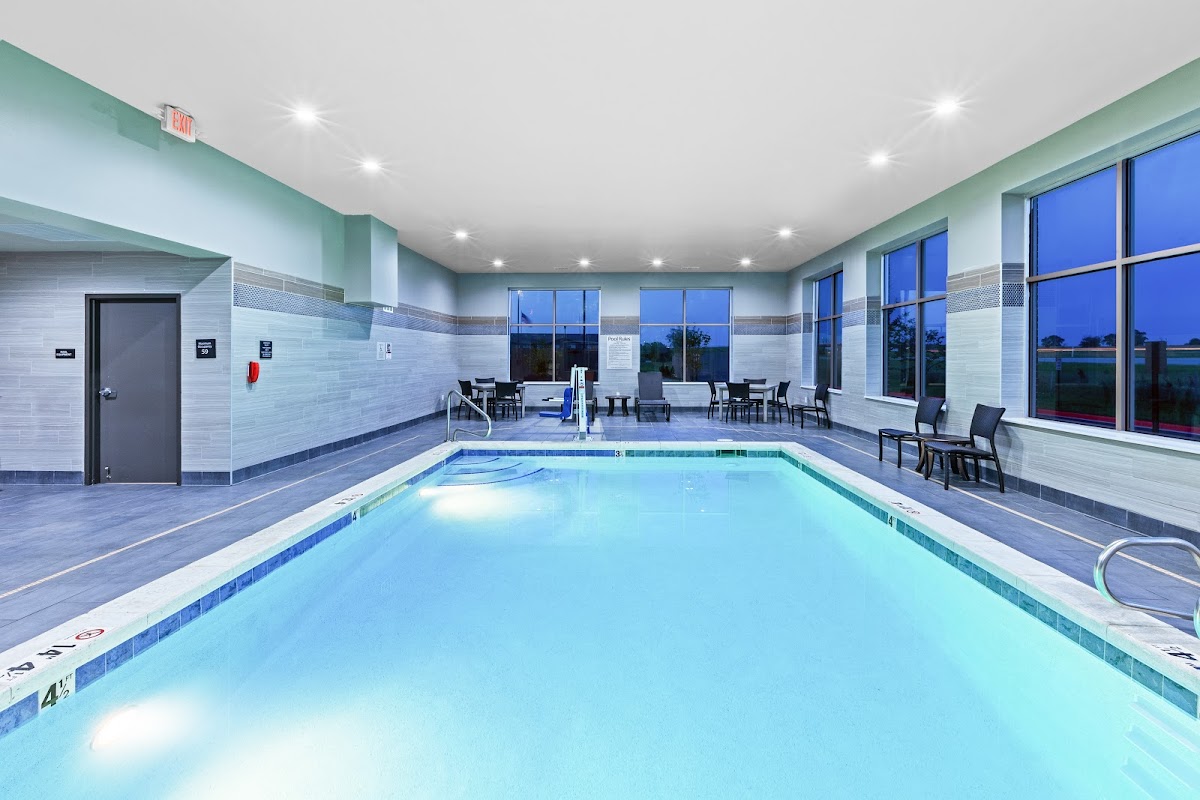 Hampton Inn Gardner Conference Center photo 3