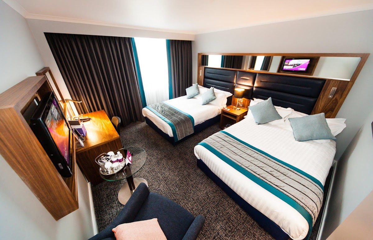 Crowne Plaza Leeds by IHG photo 2