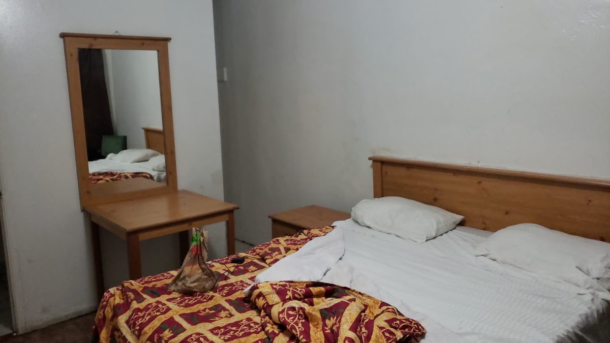 Holiday Lodge Motel photo 2