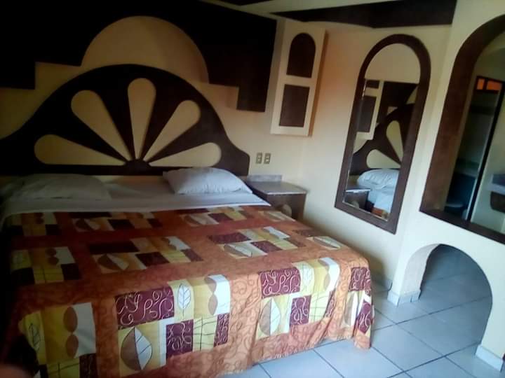 Auto Hotel San Aparicio photo 2
