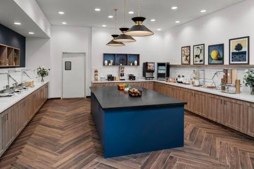 SpringHill Suites Chula Vista Eastlake photo 3