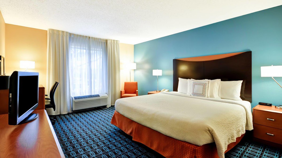 Fairfield by Marriott Inn & Suites Dallas Medical/Market Center photo 2