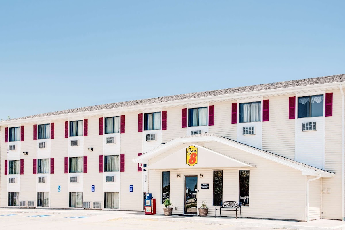 Super 8 by Wyndham Burlington