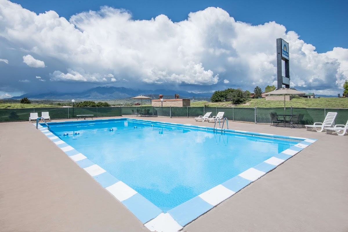 Days Inn by Wyndham Colorado City photo 3