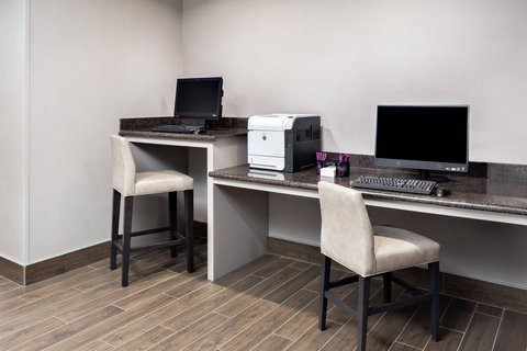 Residence Inn by Marriott Phoenix NW/Surprise photo 2