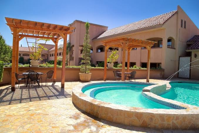 Estancia Inn