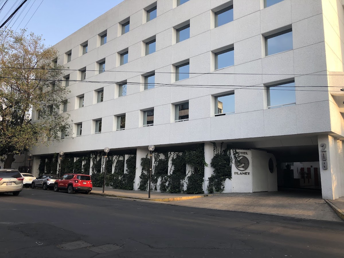 Hotel Planet