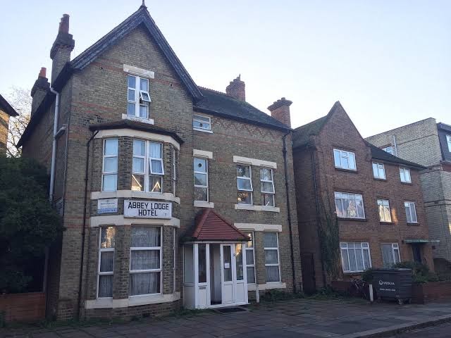 Abbey Lodge Hotel