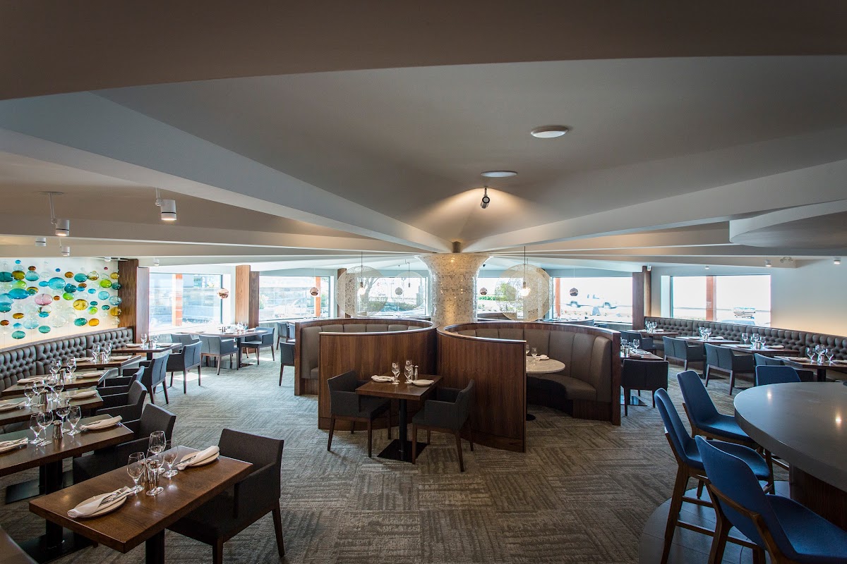 Qualicum Beach Inn photo 2