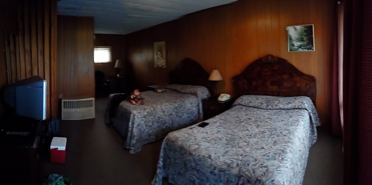 Cascade Inn and Restaurant photo 2