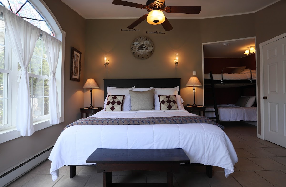 Changing Times Lodging photo 2